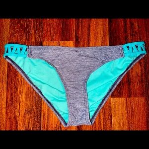 Gently worn, in almost new condition. High quality material and good coverage.